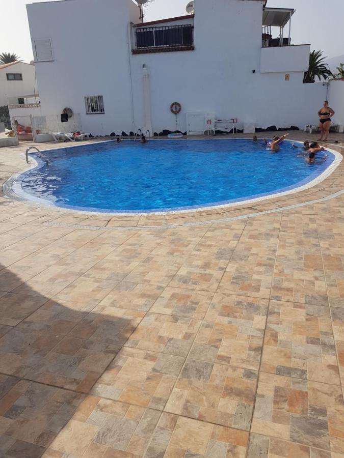 Apartamento Junto A La Piscina Arona  Exterior foto
